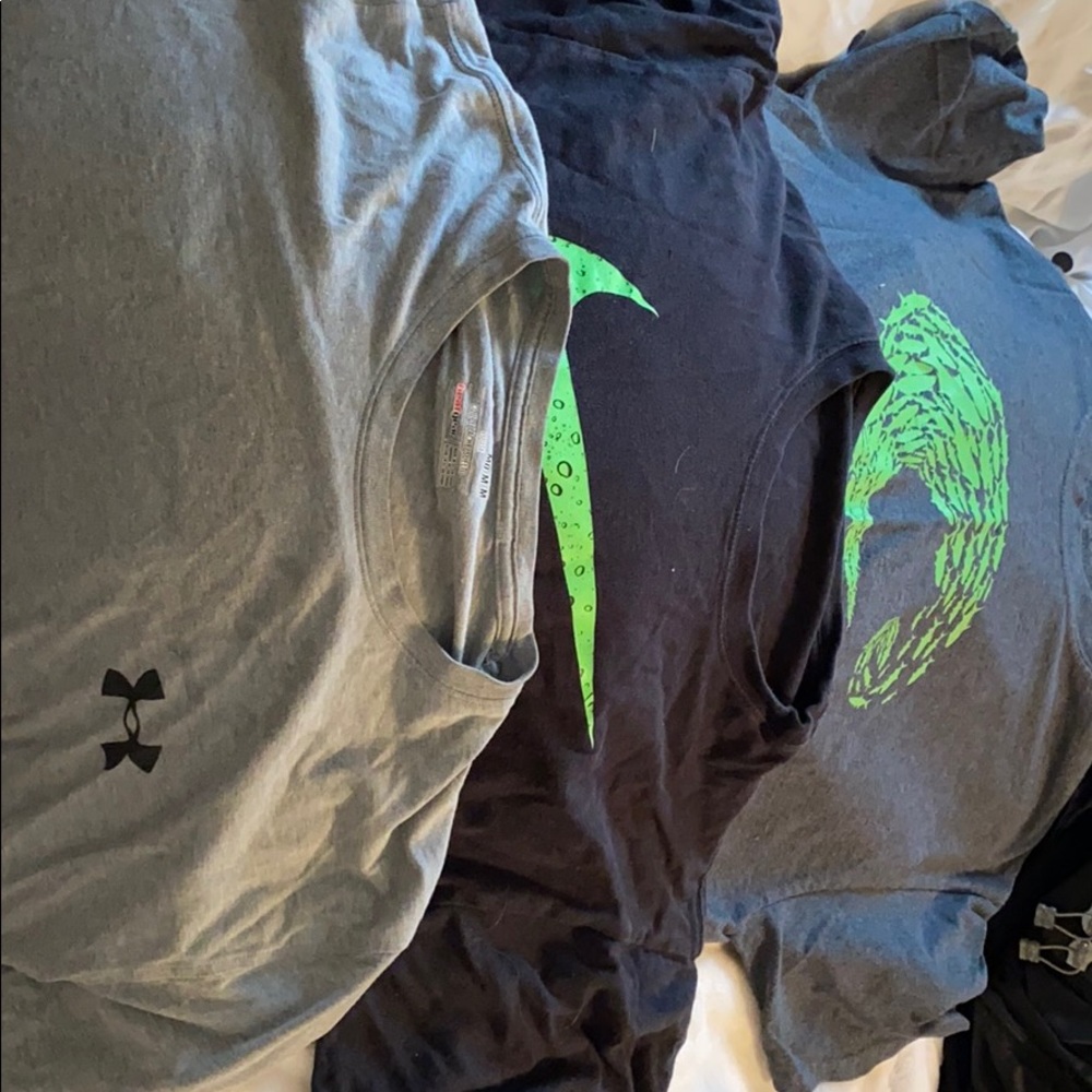 Size Medium men’s shirts